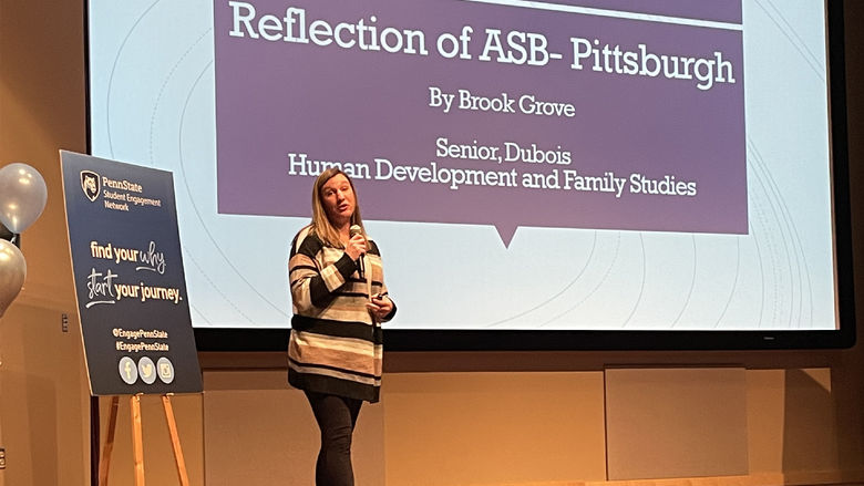 Brook Grove giving her lightning talk presentation at the 2022 Student Engagement Expo.