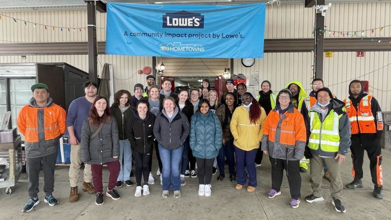 Students from Penn State DuBois and Penn State Greater Allegheny gather with other volunteers during their alternative spring break trip in Seattle