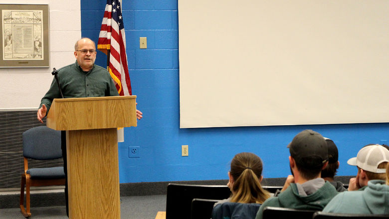 Penn State alumnus Gary Alt speaks to students in Hiller Auditorium, on the campus of Penn State DuBois.