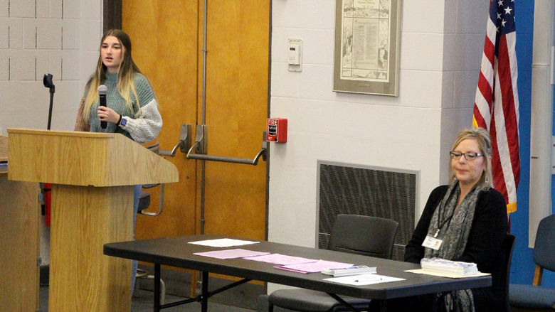 Penn State DuBois student Lilia Lion, left, introduces Becky Misko from the Crossroads Project prior to an open panel discussion during Lion’s victimology presentation.