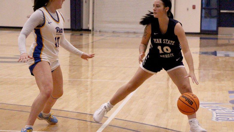Penn State DuBois senior guard Shannon Shaw handles the basketball during the Lady Lions’ game against Pitt-Bradford on Nov. 25.