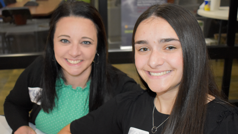 Freshmen honors scholar, Emma Suplizio with her mom, Billie Suplizio
