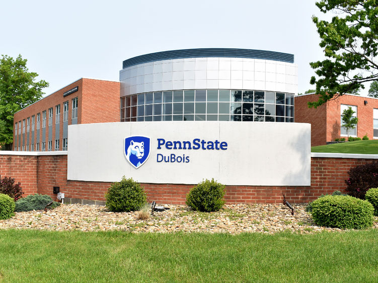 Entrance marker on the campus of Penn State DuBois