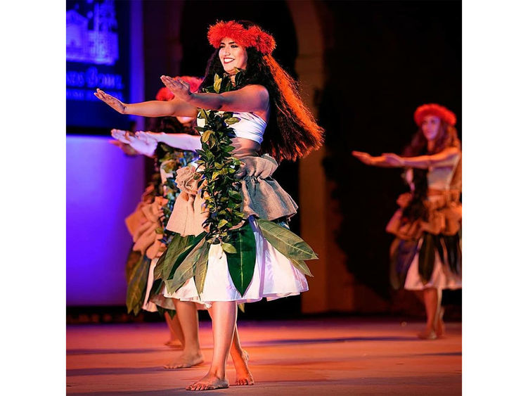 Polynesian Paradise Dancers