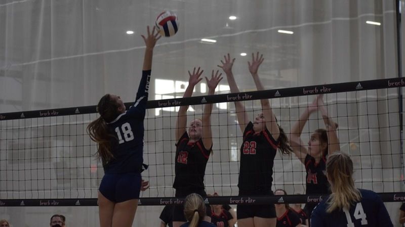 Penn State DuBois volleyball in game two of the USCAA Championship. 