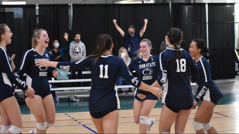 Penn State DuBois ends the third place game in the USCAA Finals.